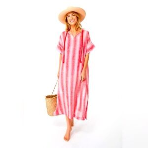 NWT TNUCK BEACH Speckled Pink Coral Easy
Hooded Coverup. Size XS.